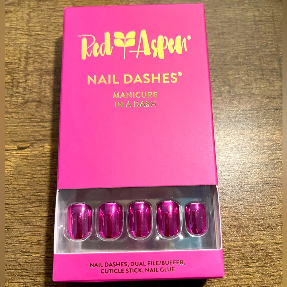 Dance The Night Away, Darby 🩷 Red Aspen Press On Nail Dashes